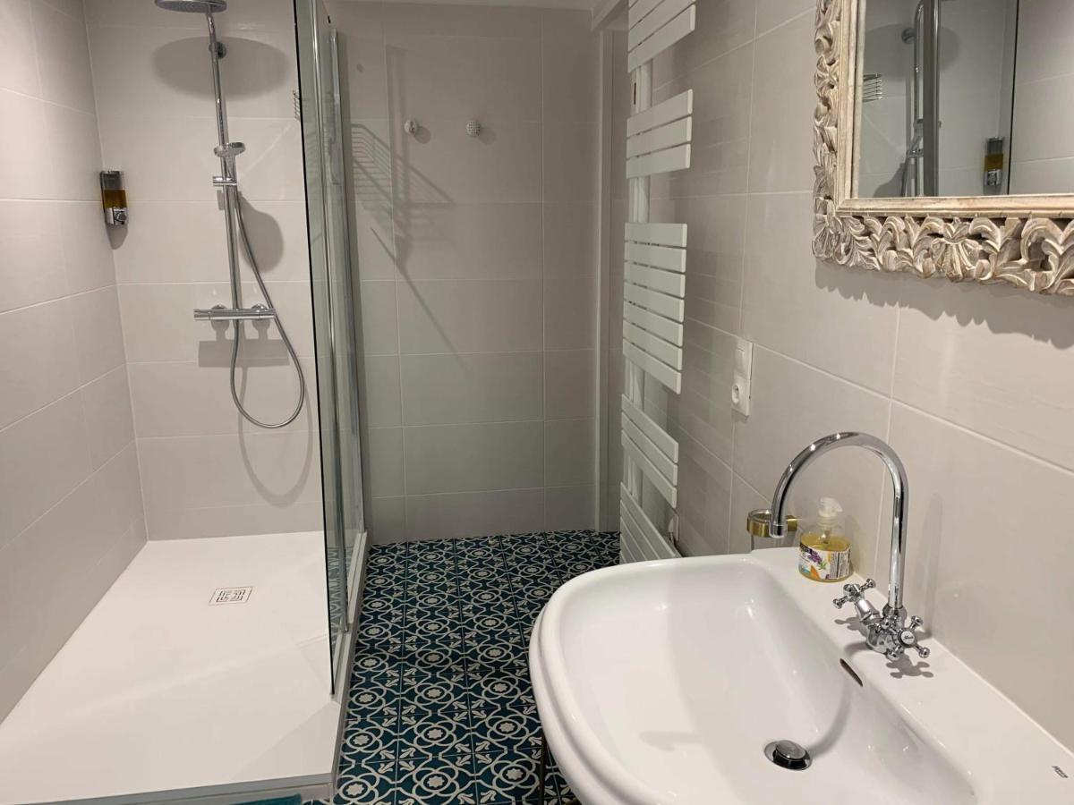 Villa Bleue - Les Pins Пор-Вандр Экстерьер фото